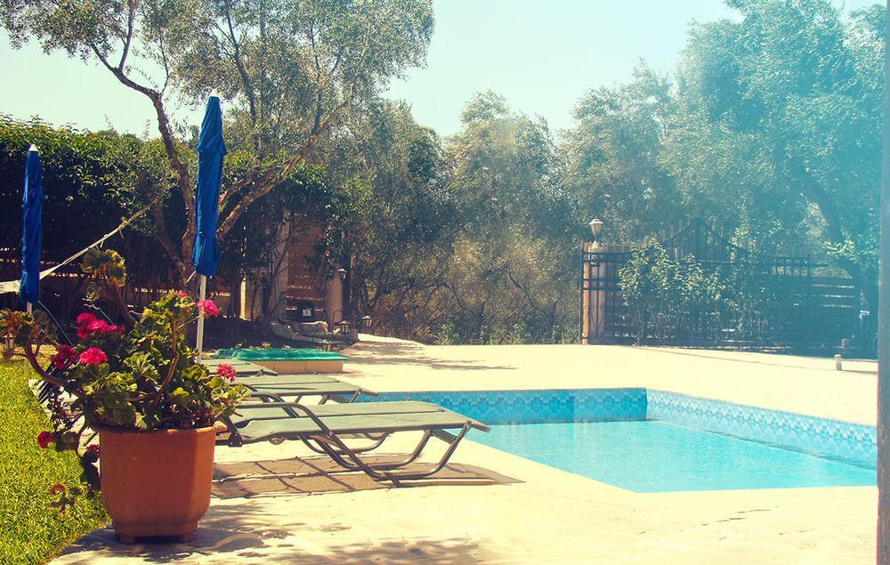 Planos Villa المظهر الخارجي الصورة